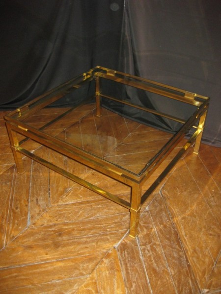 table-basse-carree-4-600x800